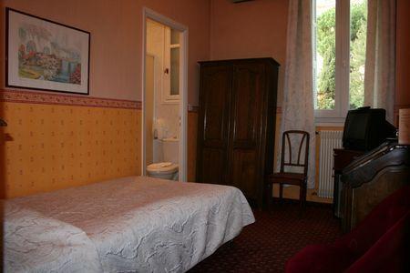 Hotel Aiglon Мантон Номер фото